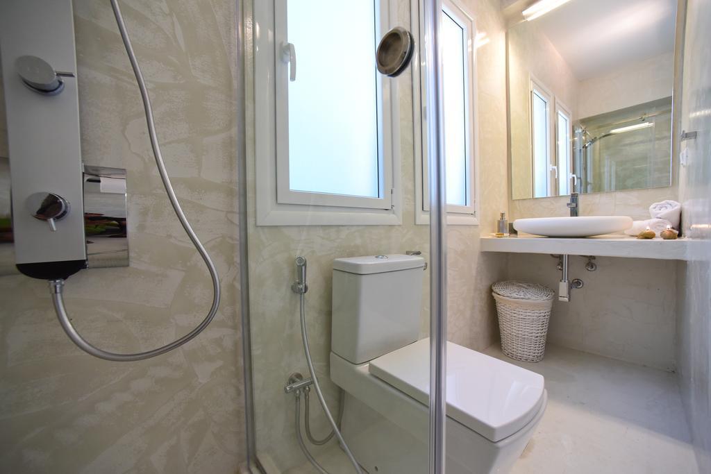 Mavres Luxury Studio Ágios Matthaíos Exteriör bild